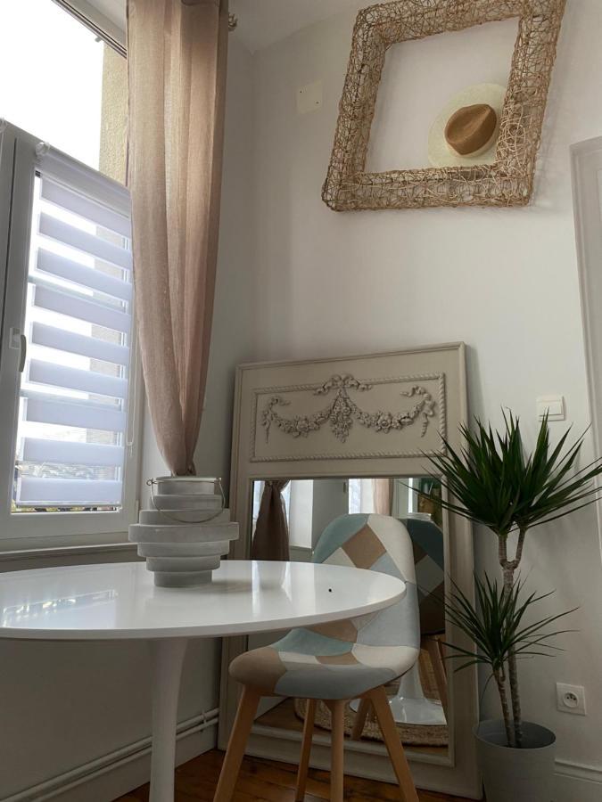 Hypolite Bed and Breakfast Avesnes-sur-Helpe Buitenkant foto