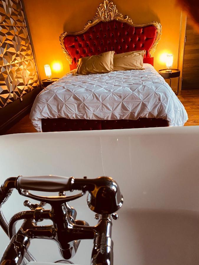 Hypolite Bed and Breakfast Avesnes-sur-Helpe Buitenkant foto